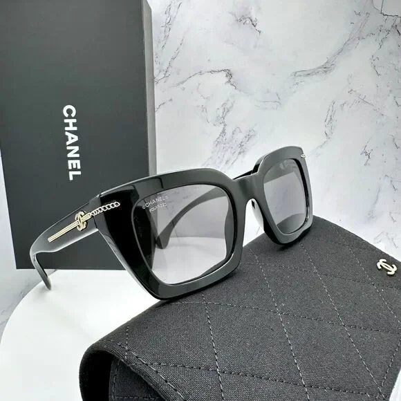 New CHANEL Sunglasses - Picture 15 of 16